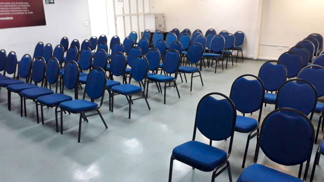 aluguel de cadeiras para treinamento | móveis para treinamento